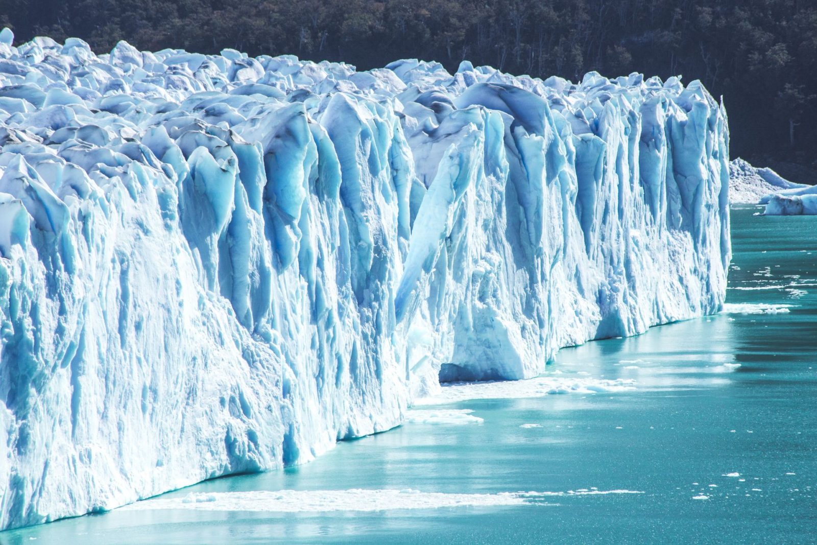 El Calafate & Perito Moreno Glacier: all you need to know - Tales From The  Lens